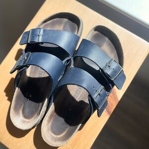 Women's Birkenstock Arizona Oiled Leather Softbed Blue Sandals EU 40